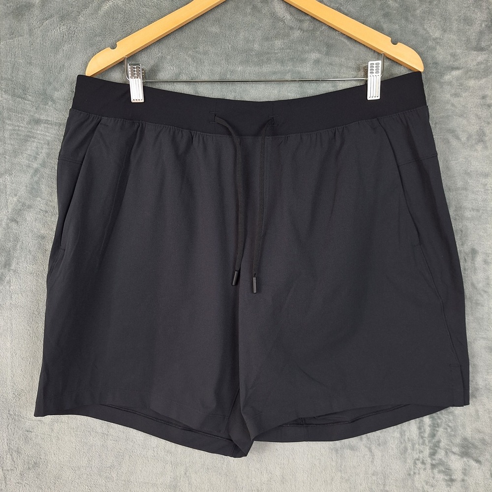 Lululemon Shorts Mens XL Black Zeroed In Athletic Performance Running Training